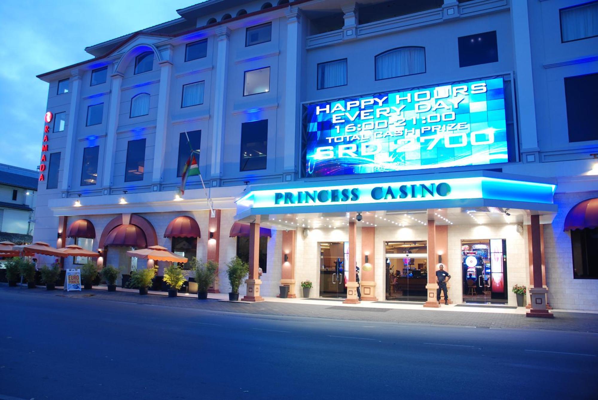 Ramada By Wyndham Princess Paramaribo Esterno foto